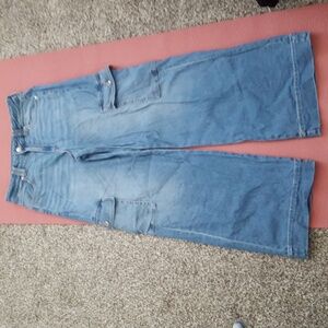 American Eagle super high rise baggy wide leg jeans size 8